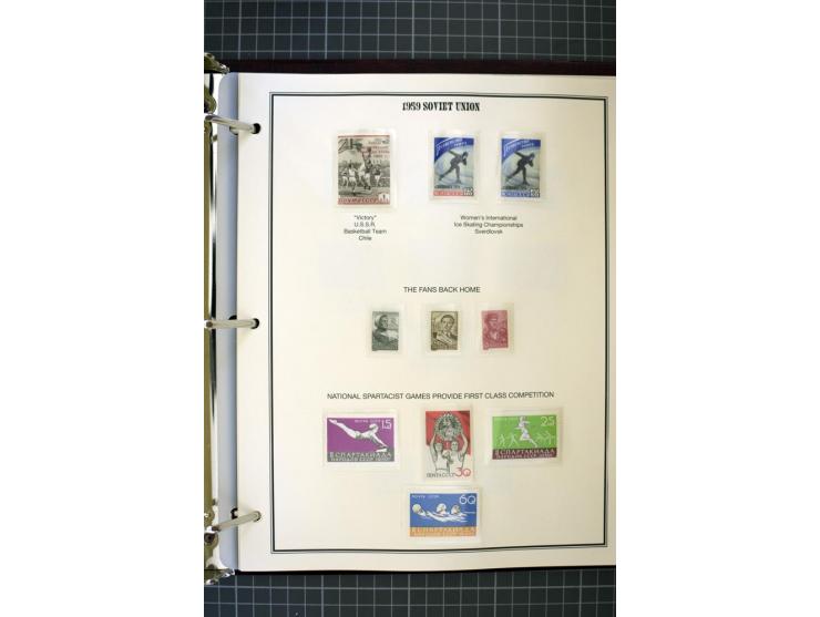 1921/1999, mostly unmounted mint collection, from 1944 on almost complete with many better sets, souvenir sheets in missing i