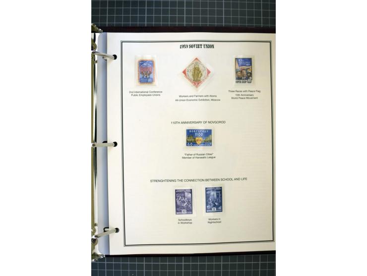 1921/1999, mostly unmounted mint collection, from 1944 on almost complete with many better sets, souvenir sheets in missing i