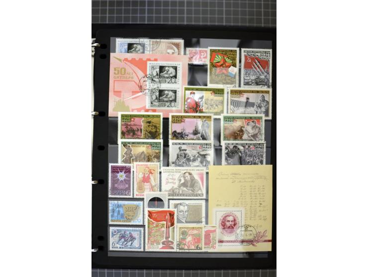 1921/1999, mostly unmounted mint collection, from 1944 on almost complete with many better sets, souvenir sheets in missing i
