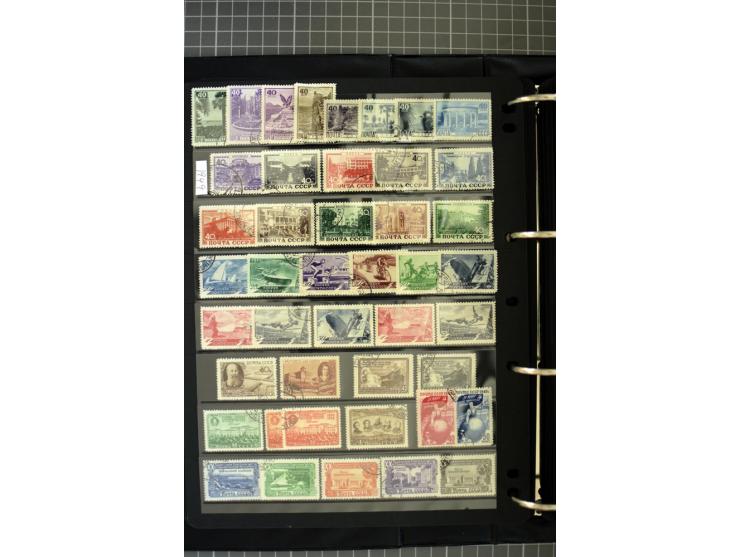 1921/1999, mostly unmounted mint collection, from 1944 on almost complete with many better sets, souvenir sheets in missing i
