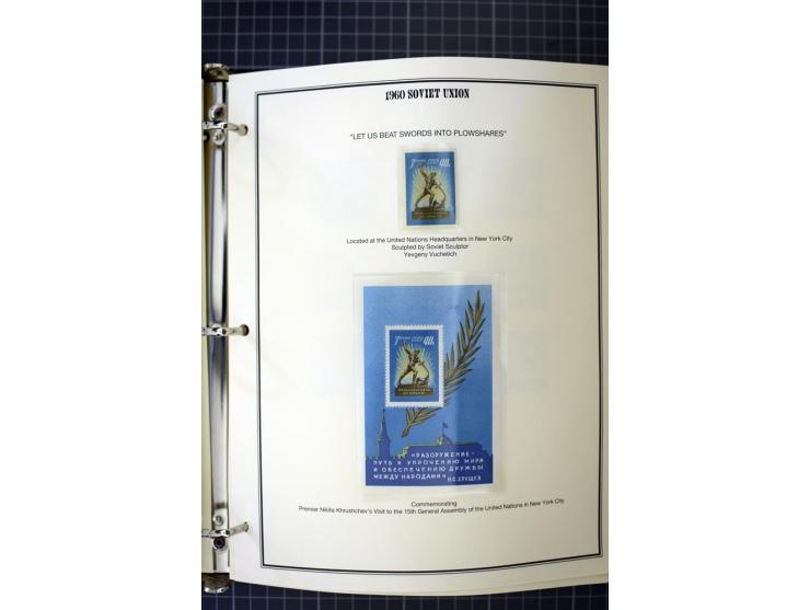 1921/1999, mostly unmounted mint collection, from 1944 on almost complete with many better sets, souvenir sheets in missing i