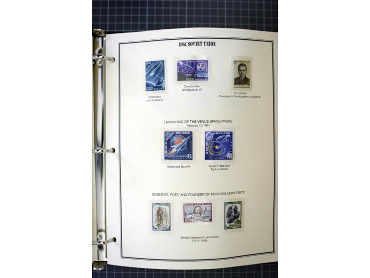 1921/1999, mostly unmounted mint collection, from 1944 on almost complete with many better sets, souvenir sheets in missing i