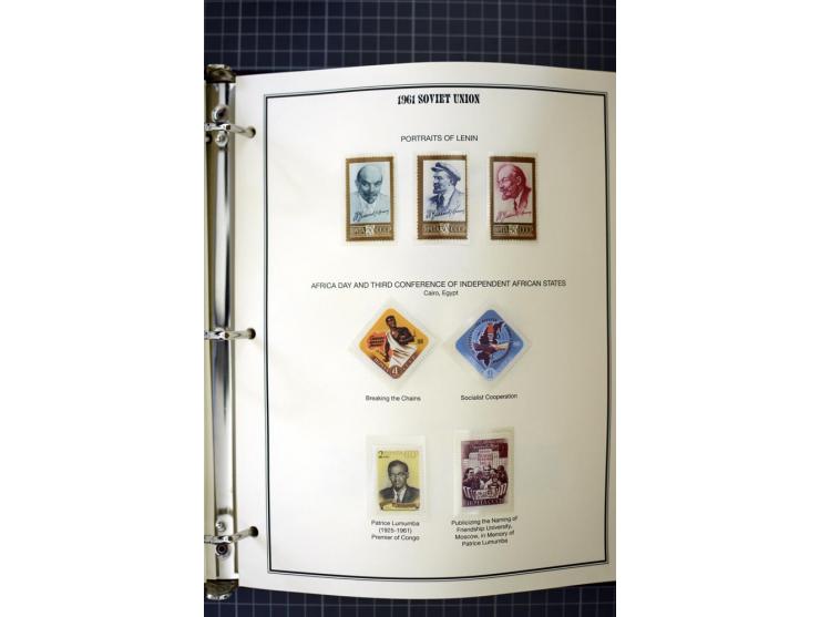 1921/1999, mostly unmounted mint collection, from 1944 on almost complete with many better sets, souvenir sheets in missing i