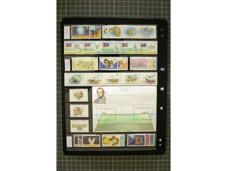 COCOS & CHRISTMAS ISLANDS: 1958/2006, unmounted mint collection, good condition