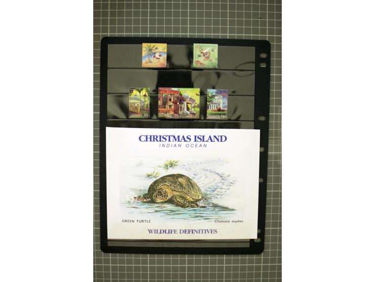 COCOS & CHRISTMAS ISLANDS: 1958/2006, unmounted mint collection, good condition