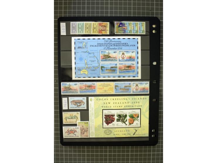 COCOS & CHRISTMAS ISLANDS: 1958/2006, unmounted mint collection, good condition