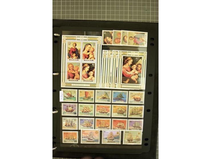 1935/2005, Cook Islands, Aitutaki, Niue & Penrhyn, mounted and unmounted mint collection with better stamps like SG #118-21 a