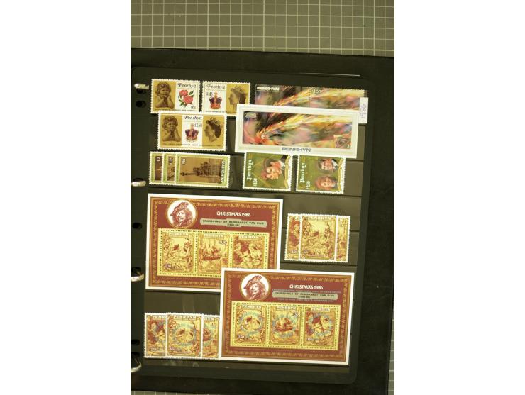 1935/2005, Cook Islands, Aitutaki, Niue & Penrhyn, mounted and unmounted mint collection with better stamps like SG #118-21 a