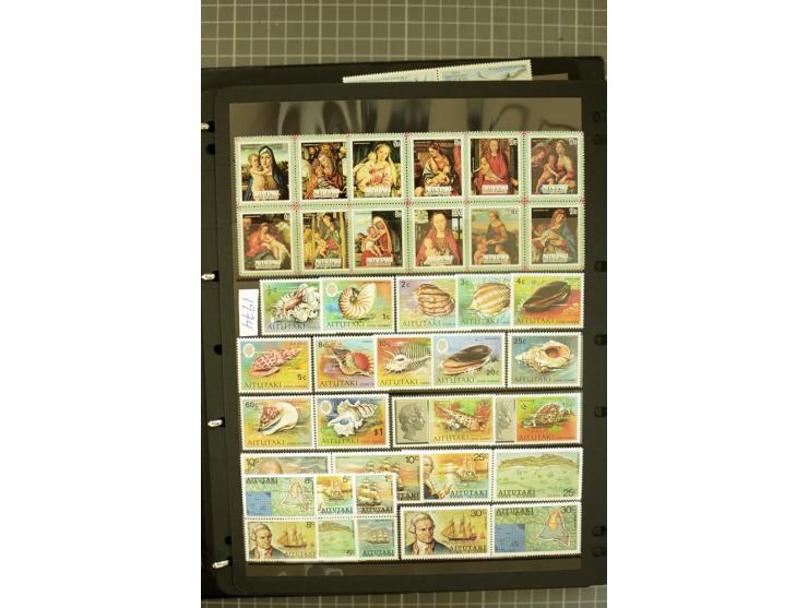 1935/2005, Cook Islands, Aitutaki, Niue & Penrhyn, mounted and unmounted mint collection with better stamps like SG #118-21 a
