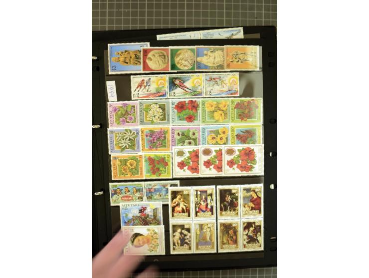 1935/2005, Cook Islands, Aitutaki, Niue & Penrhyn, mounted and unmounted mint collection with better stamps like SG #118-21 a