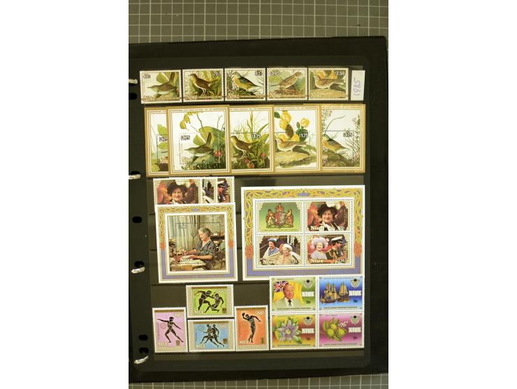 1935/2005, Cook Islands, Aitutaki, Niue & Penrhyn, mounted and unmounted mint collection with better stamps like SG #118-21 a