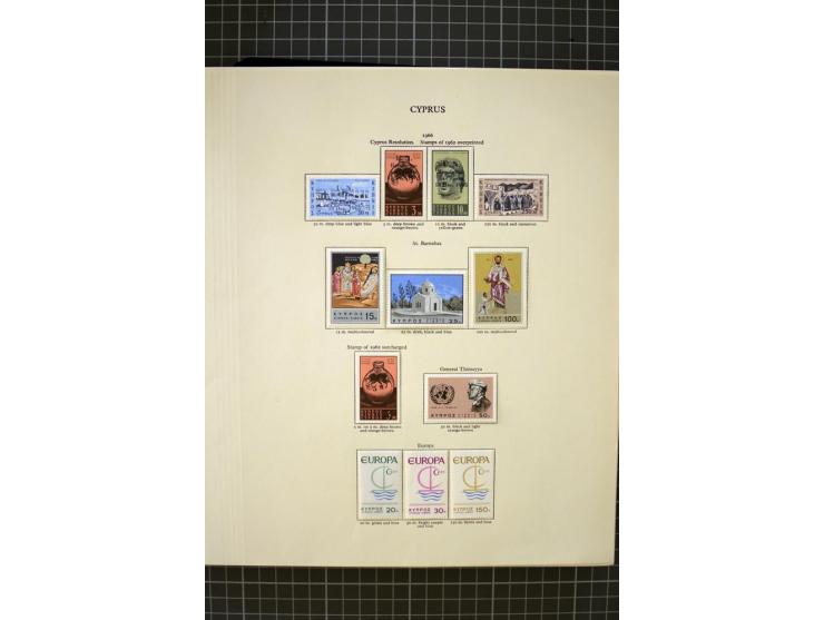 1937/2007, mounted and unmounted mint collection with better stamps including SG 151-163, also some better varieties like SG 