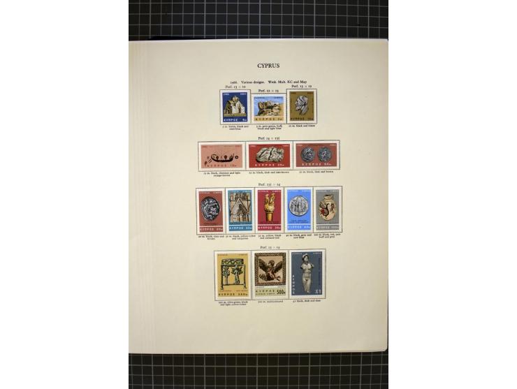 1937/2007, mounted and unmounted mint collection with better stamps including SG 151-163, also some better varieties like SG 