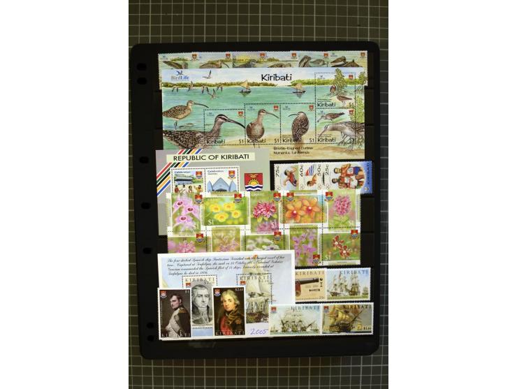 SOUTH PACIFIC: 1937/2005, Fiji, Gilbert Ellice/Kiribati, Nauru and Tuvalu, mainly unmounted mint collection with better stamp