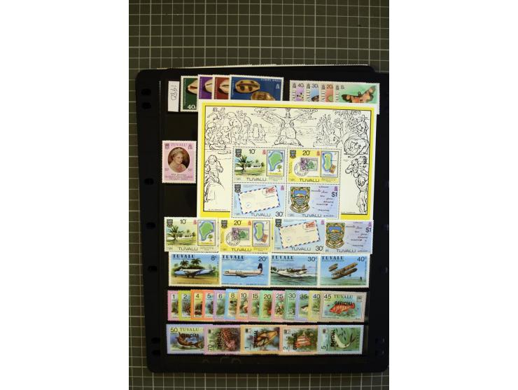 SOUTH PACIFIC: 1937/2005, Fiji, Gilbert Ellice/Kiribati, Nauru and Tuvalu, mainly unmounted mint collection with better stamp