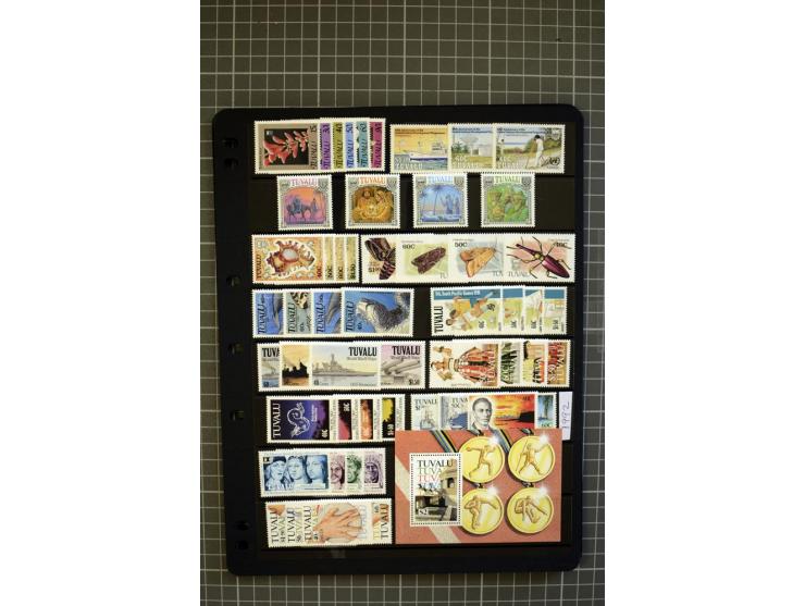SOUTH PACIFIC: 1937/2005, Fiji, Gilbert Ellice/Kiribati, Nauru and Tuvalu, mainly unmounted mint collection with better stamp