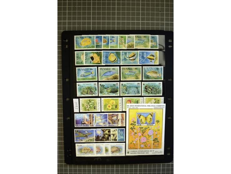 SOUTH PACIFIC: 1937/2005, Fiji, Gilbert Ellice/Kiribati, Nauru and Tuvalu, mainly unmounted mint collection with better stamp