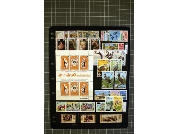 1937/93, mounted and unmounted mint collection with better stamps like SG 150-61 and 171-85, from 1971 on unmounted mint, goo