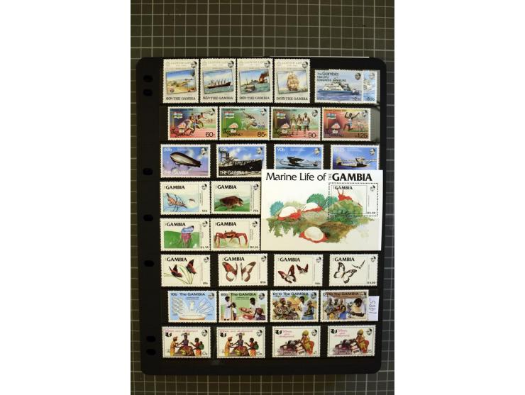 1937/93, mounted and unmounted mint collection with better stamps like SG 150-61 and 171-85, from 1971 on unmounted mint, goo
