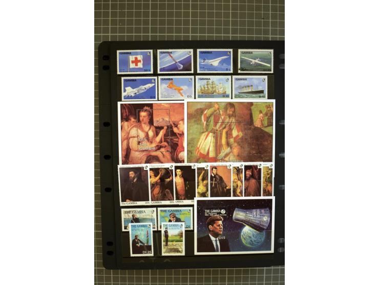 1937/93, mounted and unmounted mint collection with better stamps like SG 150-61 and 171-85, from 1971 on unmounted mint, goo