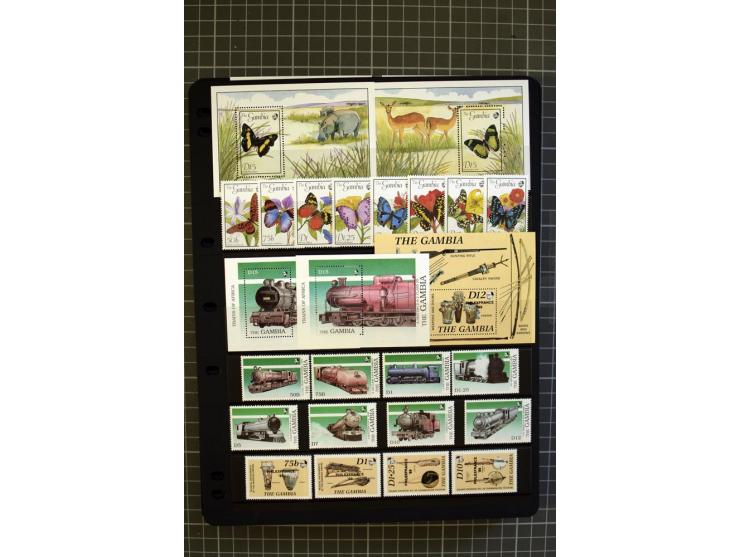 1937/93, mounted and unmounted mint collection with better stamps like SG 150-61 and 171-85, from 1971 on unmounted mint, goo