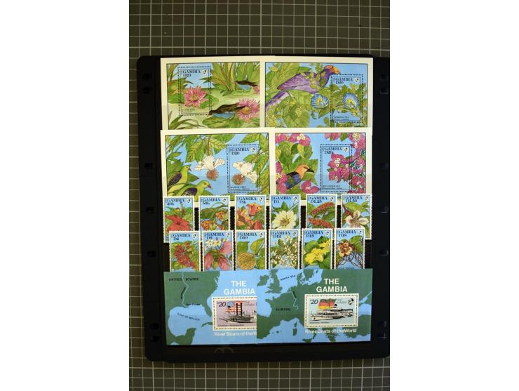 1937/93, mounted and unmounted mint collection with better stamps like SG 150-61 and 171-85, from 1971 on unmounted mint, goo