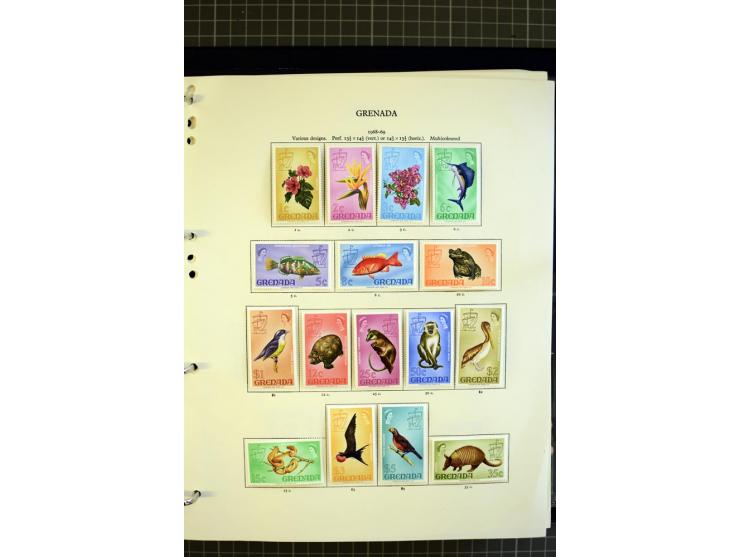 1876/1980, mounted and unmounted mint collection with better stamps like SG #153-163d, also some booklets, from 1971 on unmou