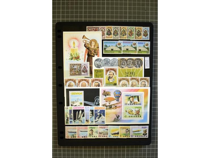1876/1980, mounted and unmounted mint collection with better stamps like SG #153-163d, also some booklets, from 1971 on unmou