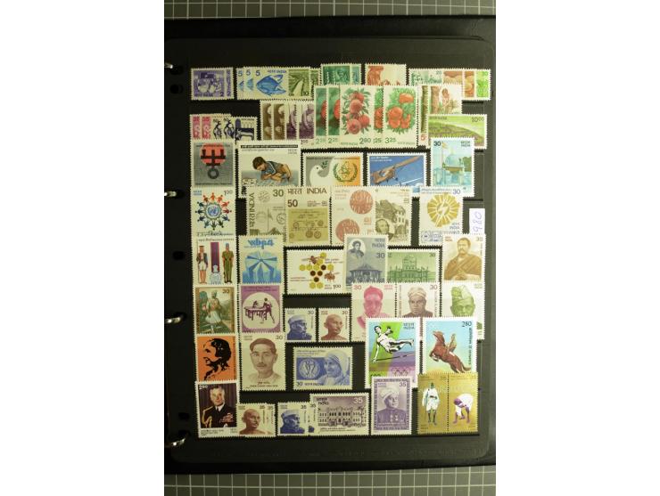 1885/2006, used and mint collection with better stamps like SG 305-08, 309-24, from 1972 on unmounted mint, in addition some 