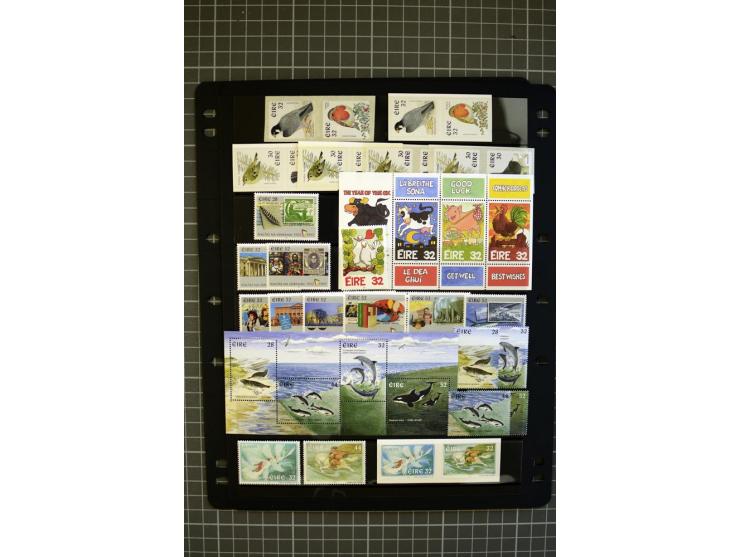 1937/2008, mounted and unmounted mint collection with better stamps like SG 102-104, from 1971 on unmounted mint, with many b