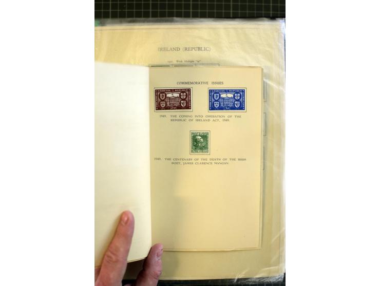 1937/2008, mounted and unmounted mint collection with better stamps like SG 102-104, from 1971 on unmounted mint, with many b