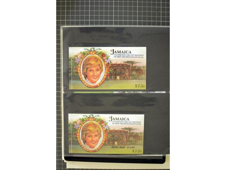 1897/2007, mainly mounted and unmounted mint collection with better stamps like SG #121-133a, from 1971 on unmounted mint, go