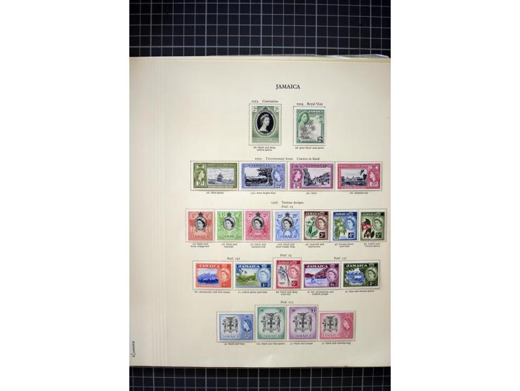 1897/2007, mainly mounted and unmounted mint collection with better stamps like SG #121-133a, from 1971 on unmounted mint, go