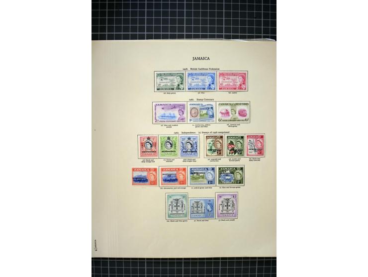 1897/2007, mainly mounted and unmounted mint collection with better stamps like SG #121-133a, from 1971 on unmounted mint, go