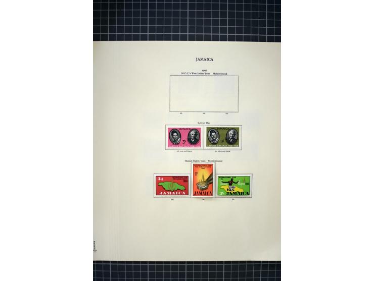 1897/2007, mainly mounted and unmounted mint collection with better stamps like SG #121-133a, from 1971 on unmounted mint, go
