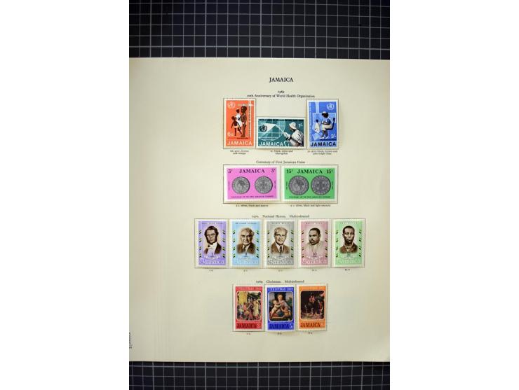 1897/2007, mainly mounted and unmounted mint collection with better stamps like SG #121-133a, from 1971 on unmounted mint, go