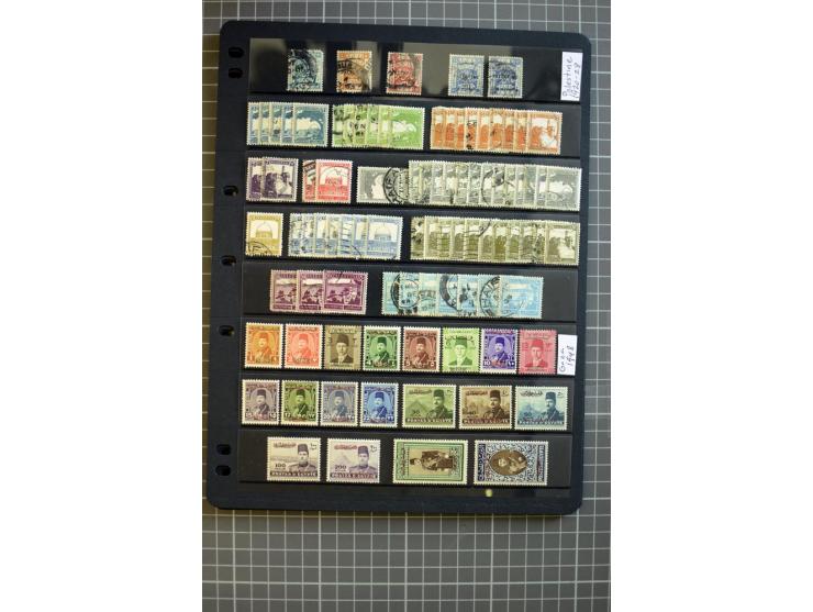 MIDDLE EAST: 1936/80, mainly mounted and unmounted mint collection with many better stamps like Agencies in Eastern Arabia SG