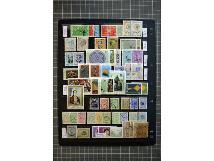 MIDDLE EAST: 1936/80, mainly mounted and unmounted mint collection with many better stamps like Agencies in Eastern Arabia SG