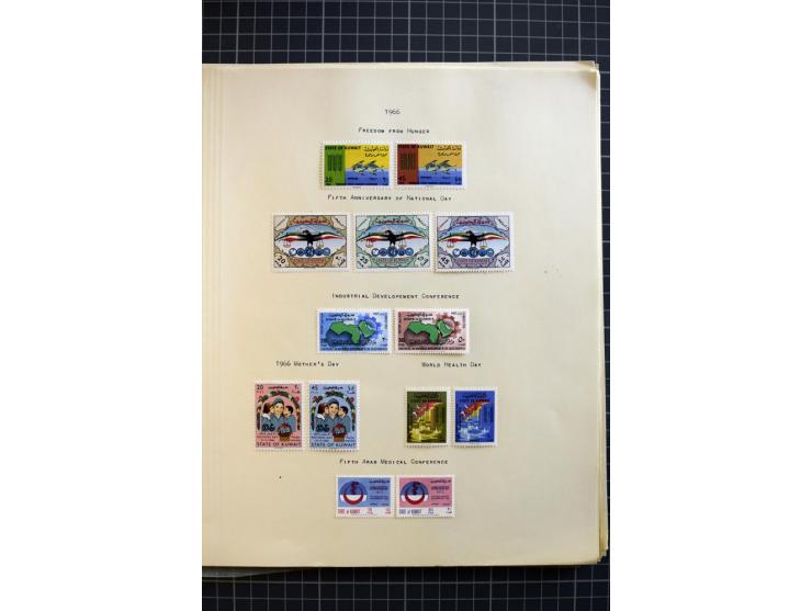 MIDDLE EAST: 1936/80, mainly mounted and unmounted mint collection with many better stamps like Agencies in Eastern Arabia SG