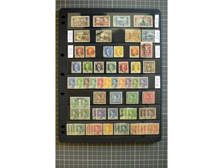 MIDDLE EAST: 1936/80, mainly mounted and unmounted mint collection with many better stamps like Agencies in Eastern Arabia SG