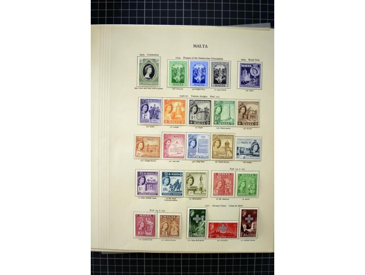 1937/2007, mounted and unmounted mint collection with better stamps including SG 230a, from 1971 on unmounted mint, good cond