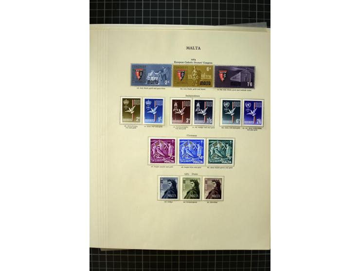 1937/2007, mounted and unmounted mint collection with better stamps including SG 230a, from 1971 on unmounted mint, good cond