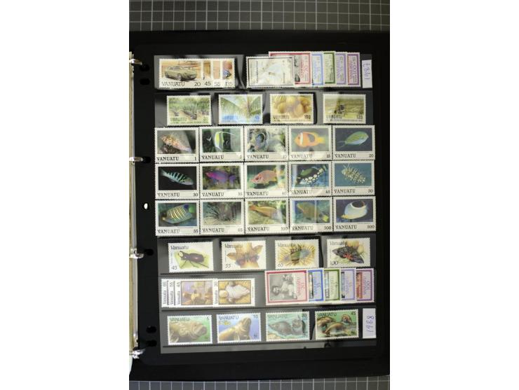 1938/2005, New Hebrides and Vanuatu, mounted and unmounted mint collection with better stamps like SG #52-63 and D6-10, from 