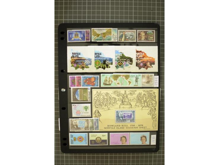 1947/2007, mounted and unmounted mint collection with some better items, from 1972 on unmounted mint, good condition