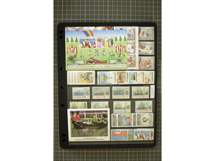 1947/2007, mounted and unmounted mint collection with some better items, from 1972 on unmounted mint, good condition