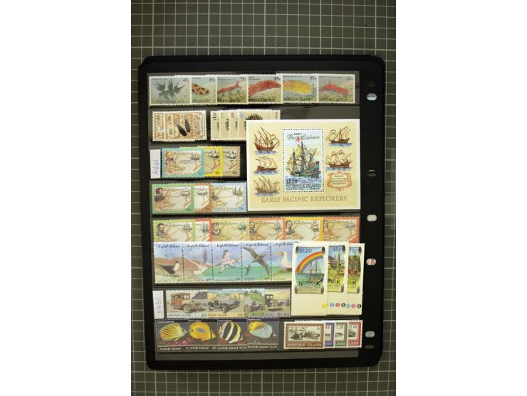 1947/2007, mounted and unmounted mint collection with some better items, from 1972 on unmounted mint, good condition