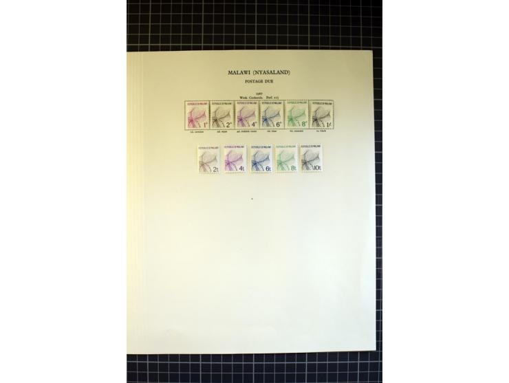1903/2005, mainly mounted and unmounted mint collection with better stamps like SG# 130-43, from 1971 on unmounted mint, good