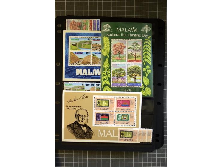 1903/2005, mainly mounted and unmounted mint collection with better stamps like SG# 130-43, from 1971 on unmounted mint, good