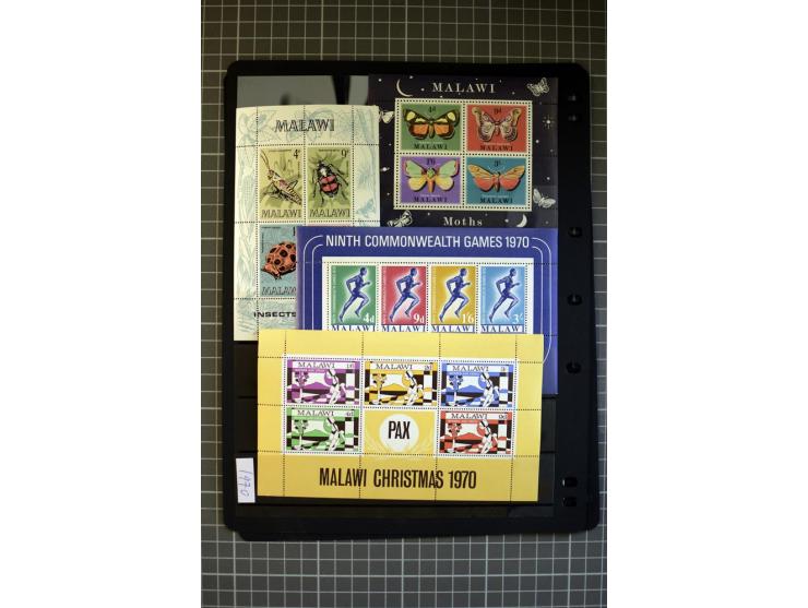 1903/2005, mainly mounted and unmounted mint collection with better stamps like SG# 130-43, from 1971 on unmounted mint, good