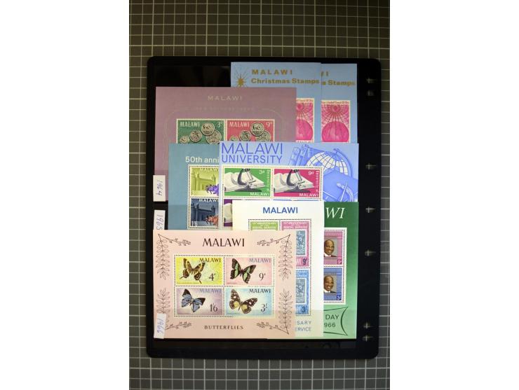 1903/2005, mainly mounted and unmounted mint collection with better stamps like SG# 130-43, from 1971 on unmounted mint, good